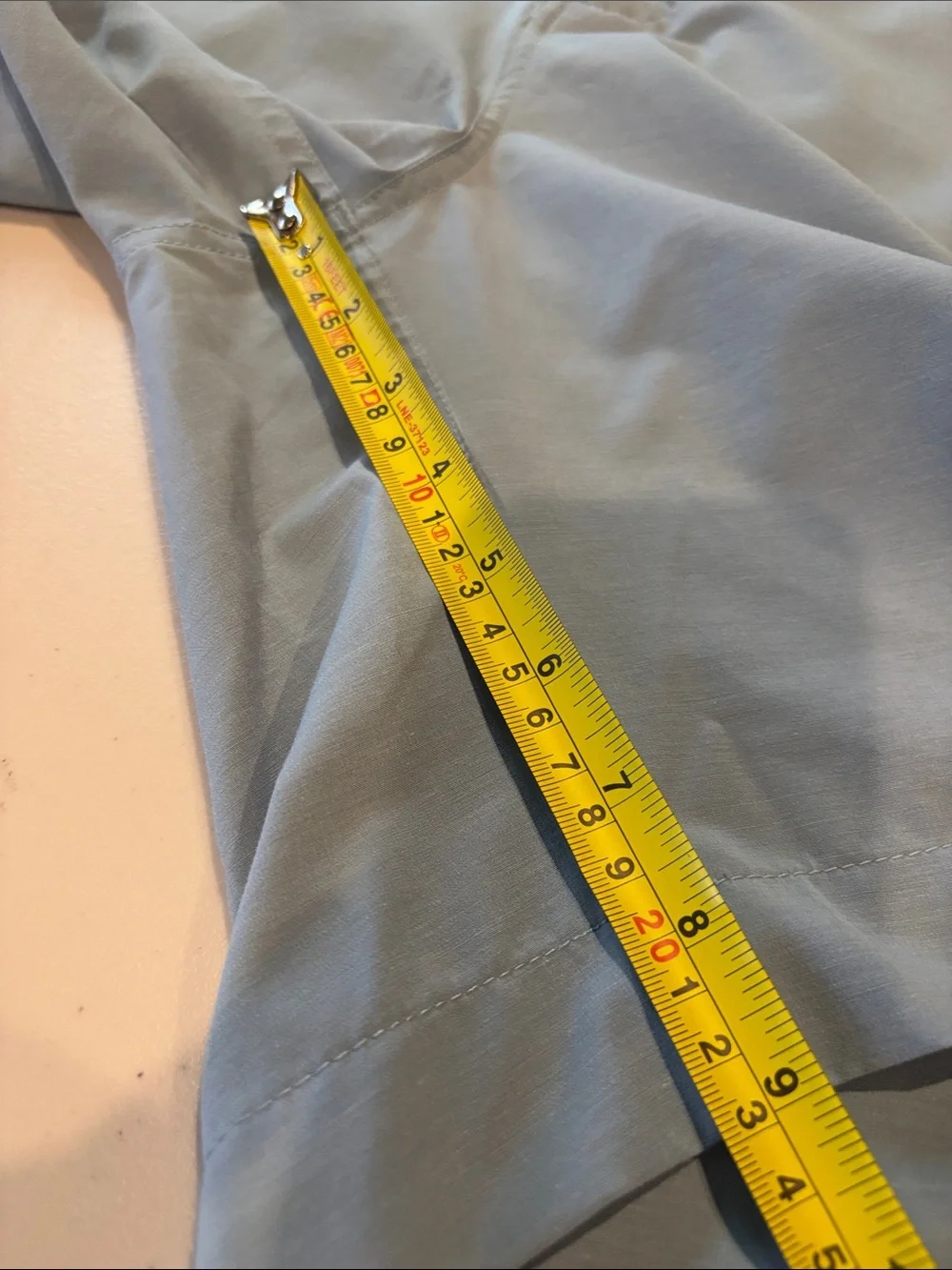 Faherty - All Day Belt Loop Shorts. 9 inch inseam. Light Blue. Size 38. MSC0012